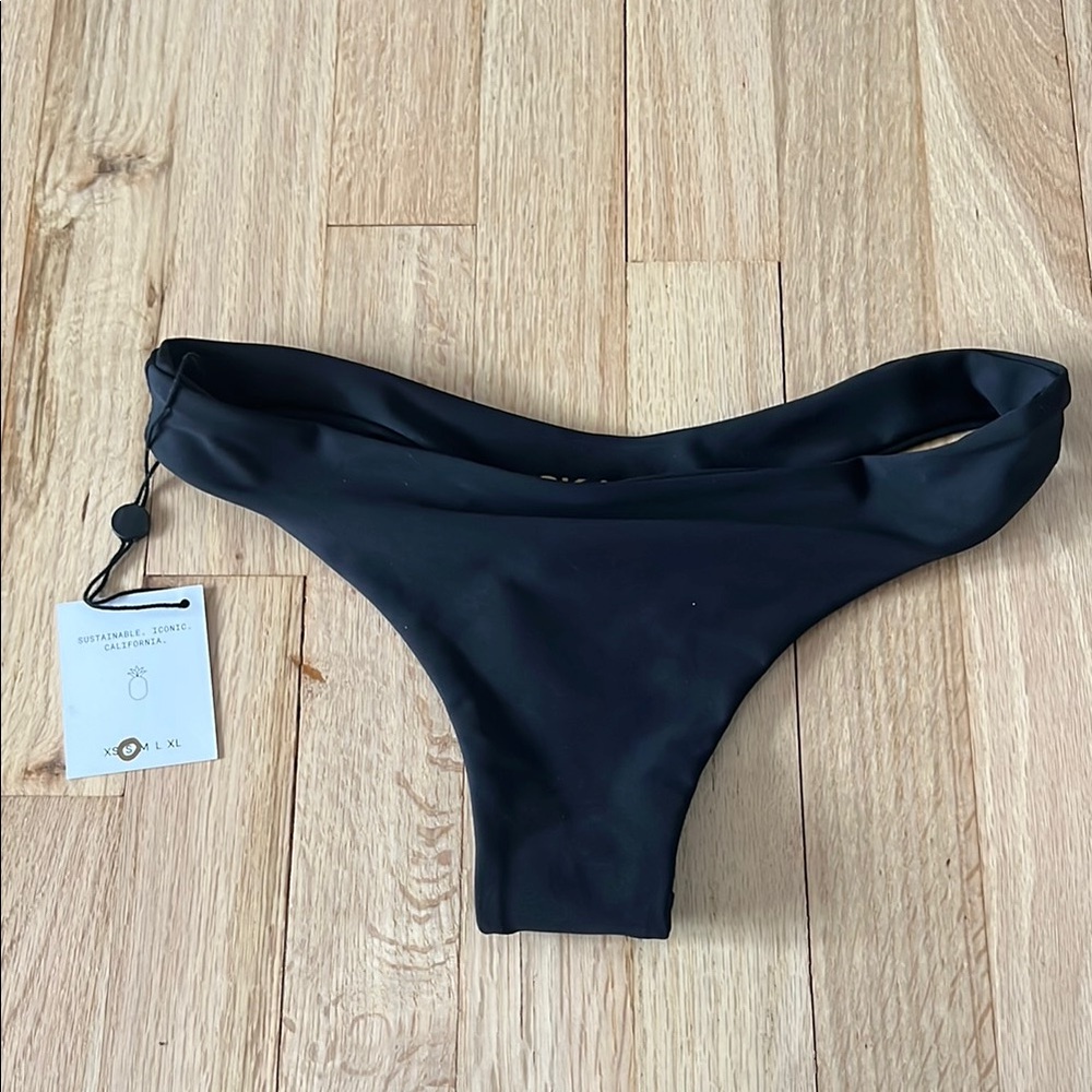 Skatie Black Bikini Bottom